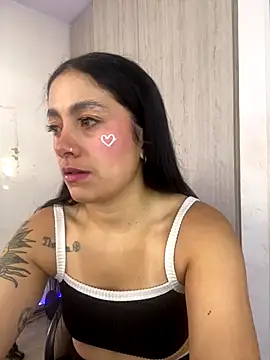 Snapshot of liladiamond_ chatting on September 2025 12:09:02 PM liladiamond online show from September 2025 12:09:02 PM