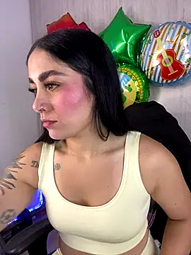 Snapshot of liladiamond_ chatting on October 2025 01:08:02 PM liladiamond online show from October 2025 01:08:02 PM
