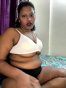 Snapshot of Shradha-999 chatting on October 2025 07:46:02 PM Shradha-999 online show from October 2025 07:46:02 PM