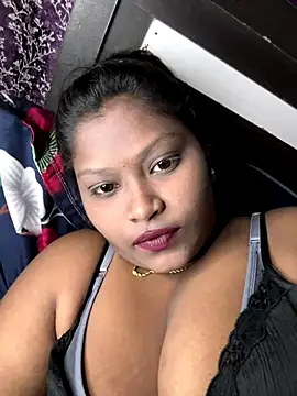 Snapshot of Shradha-999 chatting on October 2025 07:14:02 PM Shradha-999 online show from October 2025 07:14:02 PM