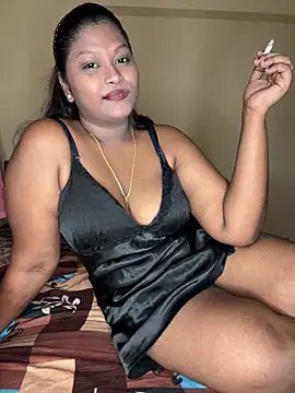 Snapshot of Shradha-999 chatting on October 2025 11:38:02 PM Shradha-999 online show from October 2025 11:38:02 PM