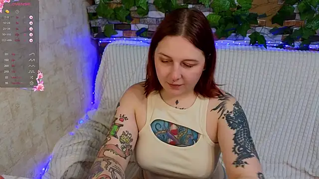 Snapshot of Belinda_Starlight chatting on October 2025 11:42:01 AM Belinda Starlight online show from October 2025 11:42:01 AM