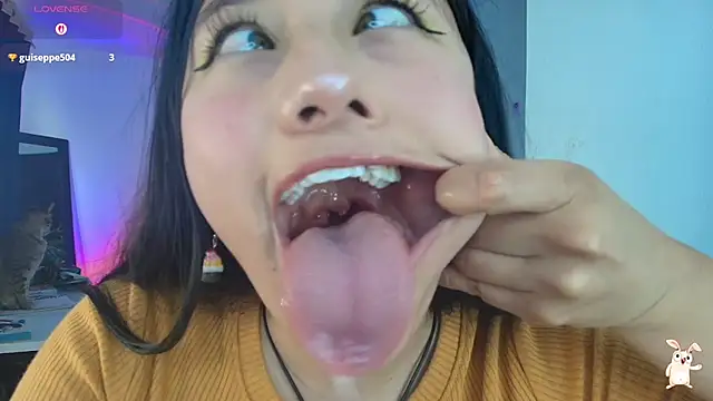 Hinata 21  online show from December 2025 08:48:01 PM