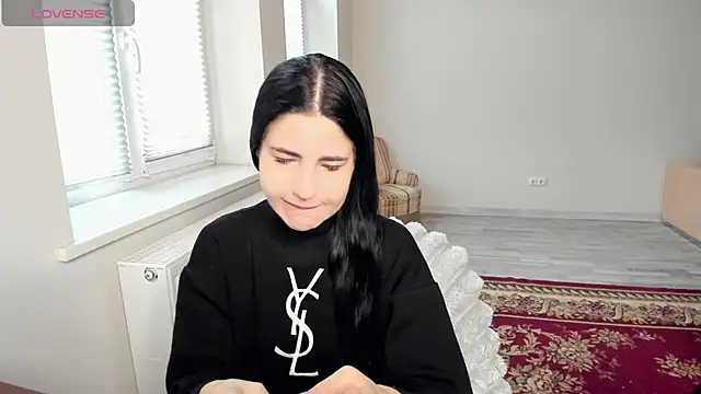 Malibu J online show from November 2025 08:40:01 AM