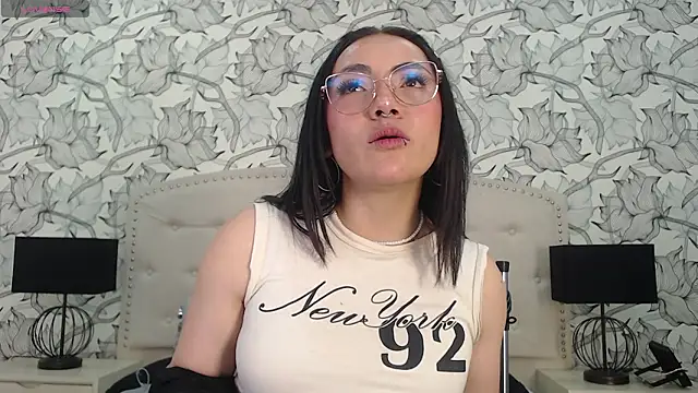 Snapshot of Brigith24 chatting on February 2026 03:43:02 AM Brigith24 online show from February 2026 03:43:02 AM