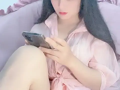 Snapshot of Lie_liee chatting on April 2026 01:25:02 PM Lie liee online show from April 2026 01:25:02 PM