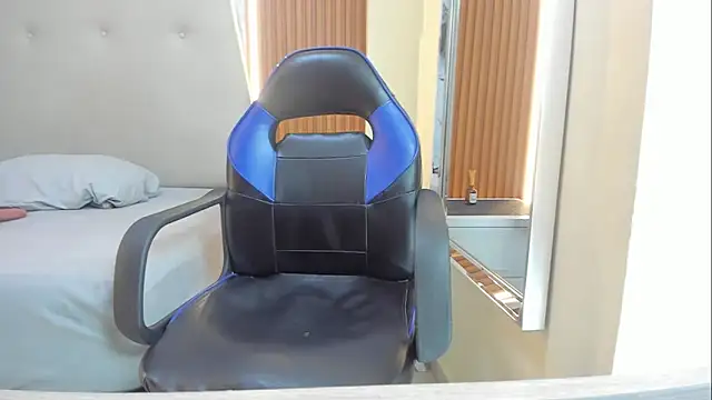 Snapshot of SAMANTHABENET chatting on February 2026 07:18:01 PM SAMANTHABENET online show from February 2026 07:18:01 PM