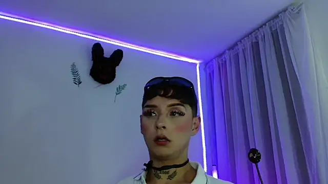 David Fox01 online show from September 2025 03:32:02 AM