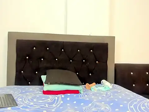 vfridaper online show from March 2026 01:17:02 PM