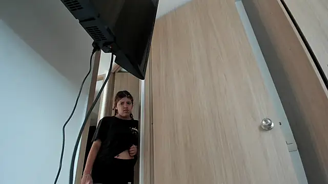 Tammysanz online show from February 2026 12:26:01 PM