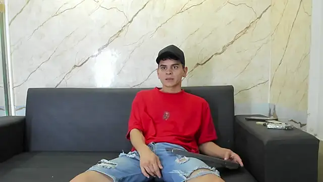 liam coleman25 online show from December 2025 05:38:02 AM