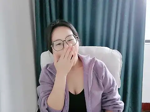 guai00 online show from September 2025 01:11:01 AM