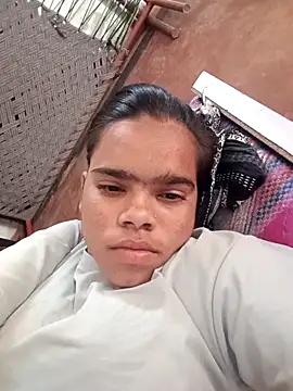 Snapshot of Ok_pooja chatting on October 2025 05:18:01 AM Ok pooja online show from October 2025 05:18:01 AM