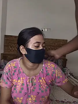 Love Queen11 online show from November 2025 07:54:01 AM