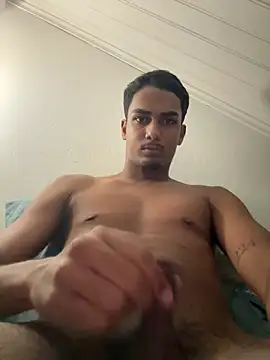 Snapshot of Aaroncornelius chatting on March 2026 10:03:02 PM Aaroncornelius online show from March 2026 10:03:02 PM