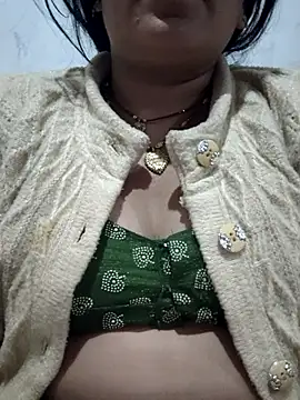 Snapshot of Hot_rieal6 chatting on December 2025 04:55:02 PM Hot rieal6 online show from December 2025 04:55:02 PM