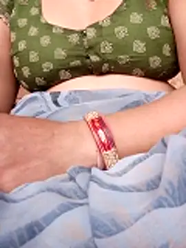 Snapshot of Hot_rieal6 chatting on February 2026 11:00:02 AM Hot rieal6 online show from February 2026 11:00:02 AM