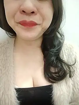 Girl Shy2000 online show from January 2026 12:55:01 PM