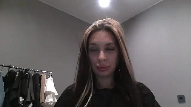 Snapshot of Meloriss chatting on October 2025 07:16:01 PM Meloriss online show from October 2025 07:16:01 PM