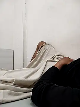 Ilhaamgrey online show from October 2025 09:18:02 AM