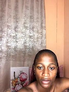 Snapshot of Caramel102004 chatting on October 2025 05:57:02 PM Caramel102004 online show from October 2025 05:57:02 PM