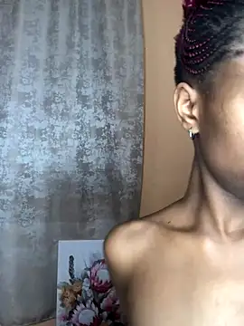 Snapshot of Caramel102004 chatting on November 2025 08:14:01 PM Caramel102004 online show from November 2025 08:14:01 PM