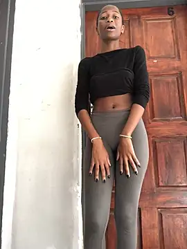 Caramel102004 online show from May 2026 11:38:01 AM