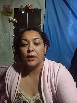 Snapshot of Lobizona chatting on June 2026 01:22:02 PM Lobizona online show from June 2026 01:22:02 PM