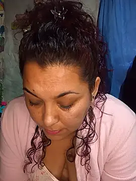 Snapshot of Lobizona chatting on July 2026 12:44:01 PM Lobizona online show from July 2026 12:44:01 PM