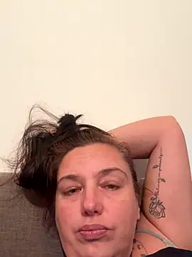 Snapshot of Eleanorxx chatting on October 2025 08:04:01 PM Eleanorxx online show from October 2025 08:04:01 PM