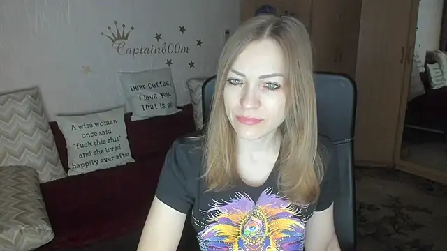 Tiffany Bates online show from December 2025 03:27:02 AM