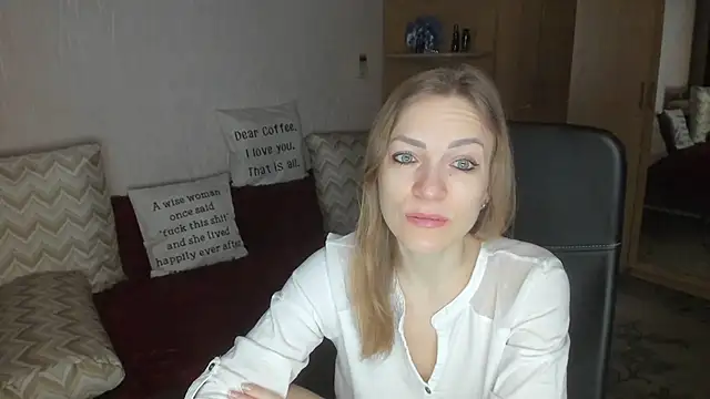 Tiffany Bates online show from January 2026 03:10:02 AM