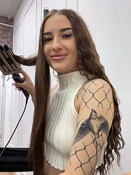 Luna Olsen online show from January 2026 04:17:02 AM