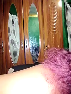 HORNYMELONS22xx online show from December 2025 06:24:02 PM