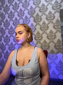 Snapshot of Angela_Coy chatting on October 2025 07:47:02 AM Angela Coy online show from October 2025 07:47:02 AM