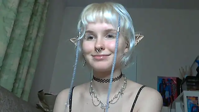 Paradoxy  online show from December 2025 08:38:02 PM