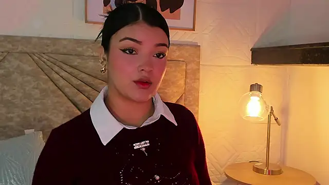 EmmaBlossom online show from February 2026 12:43:02 PM