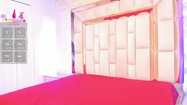 Sarah Adamss online show from November 2025 12:22:02 PM