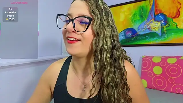 katiaa lovv online show from February 2026 12:09:01 PM