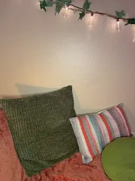 DesertLuxe online show from January 2026 07:28:02 PM