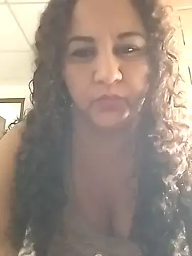 Snapshot of MEYBELLATINA chatting on October 2025 07:54:01 PM MEYBELLATINA online show from October 2025 07:54:01 PM