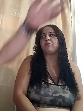 Snapshot of MEYBELLATINA chatting on October 2025 08:32:01 PM MEYBELLATINA online show from October 2025 08:32:01 PM