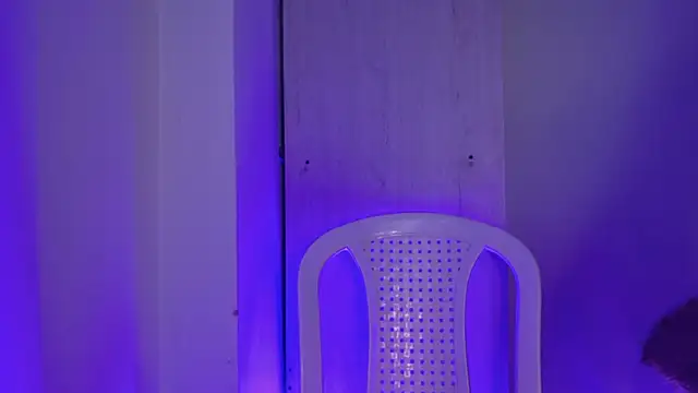 miamiller188 online show from November 2025 12:16:02 AM