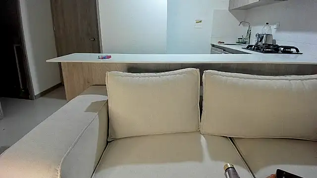 Snapshot of val69_ chatting on October 2025 11:36:02 PM val69 online show from October 2025 11:36:02 PM