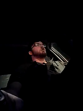 bear8t online show from October 2025 07:38:01 AM