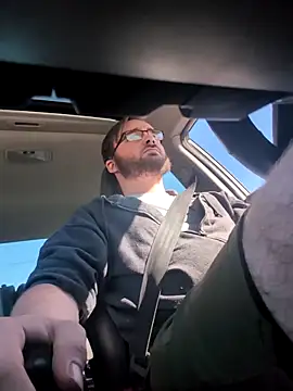 bear8t online show from October 2025 09:16:01 PM