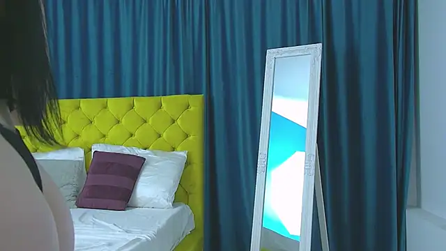 RubyHills online show from November 2025 05:08:02 AM