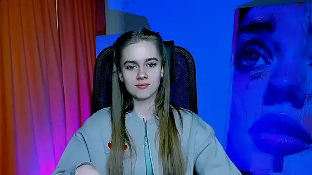 JuneWoods online show from March 2026 07:22:02 AM