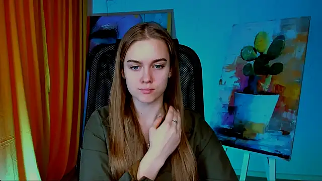 JuneWoods online show from April 2026 07:20:01 AM