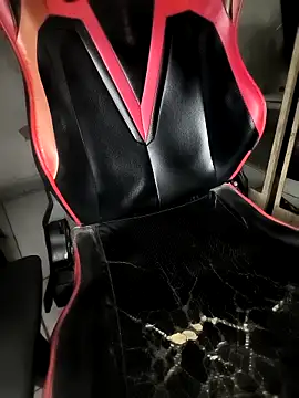 Snapshot of gtzmoreno chatting on November 2025 10:03:01 AM gtzmoreno online show from November 2025 10:03:01 AM